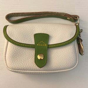 Dooney & Bourke wristlet